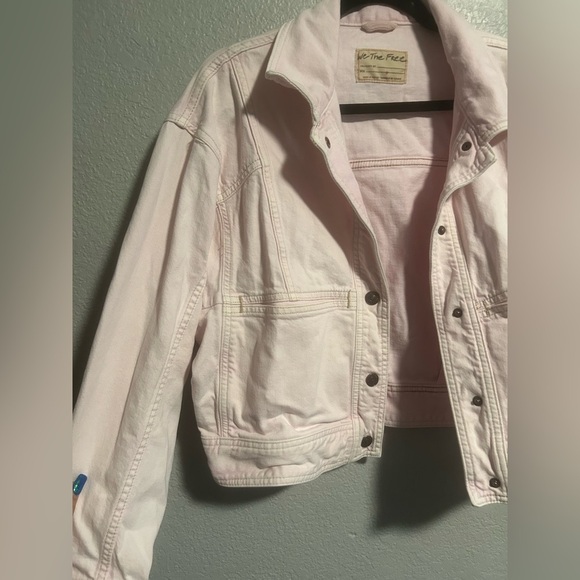 Free People WE THE FREE Star Crossed
Pink Denim Jean Jacket Pink - Picture 9 of 10